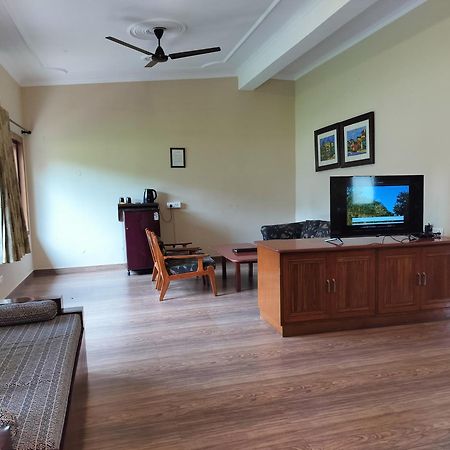 Bel-La Monde Hotel "Riverside" - Jim Corbett Garjia المظهر الخارجي الصورة