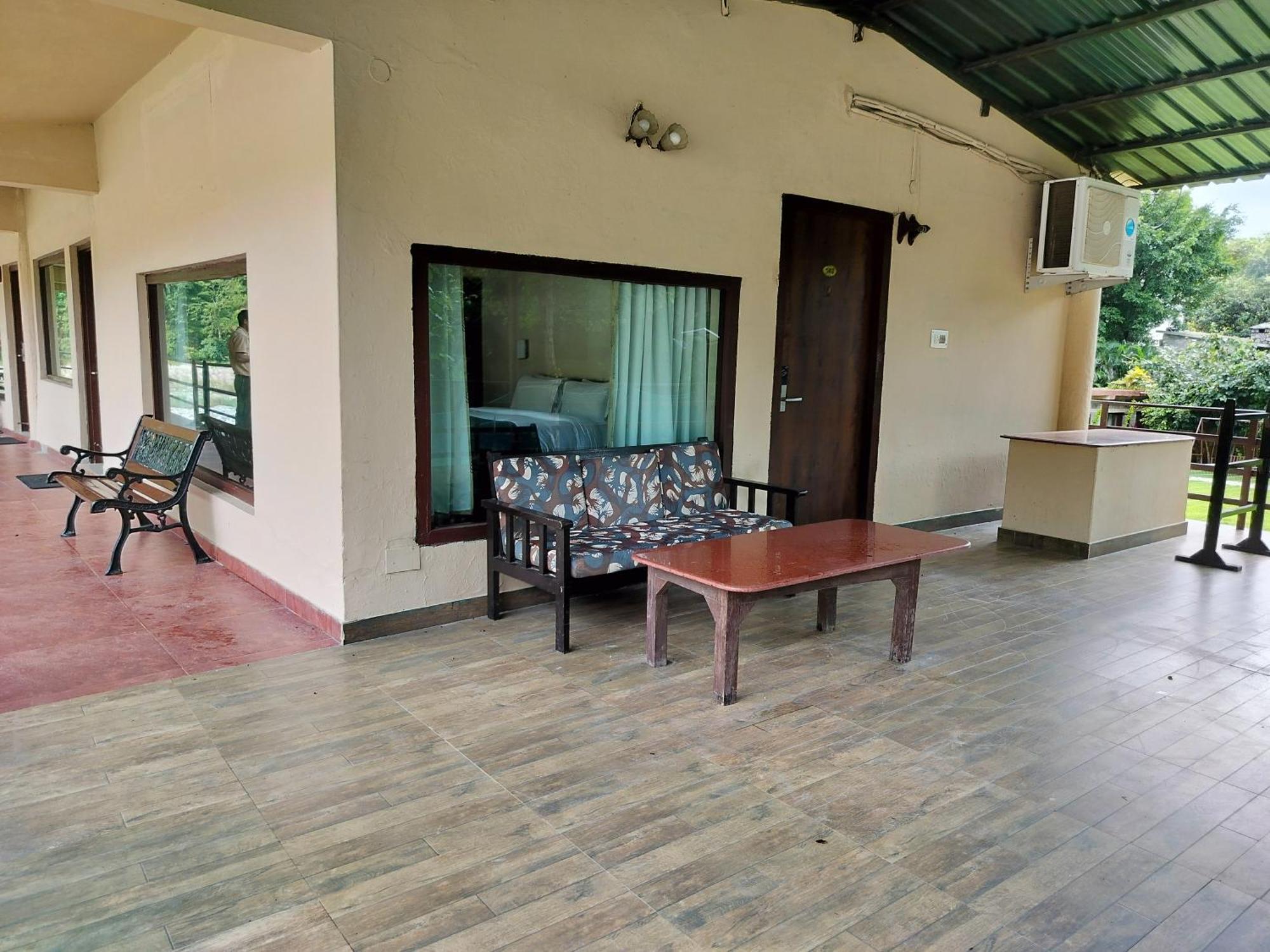 Bel-La Monde Hotel "Riverside" - Jim Corbett Garjia المظهر الخارجي الصورة