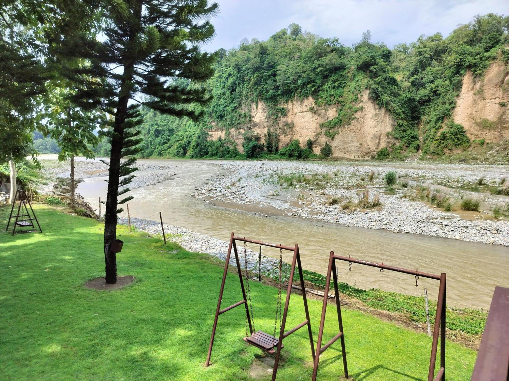 Bel-La Monde Hotel "Riverside" - Jim Corbett Garjia المظهر الخارجي الصورة