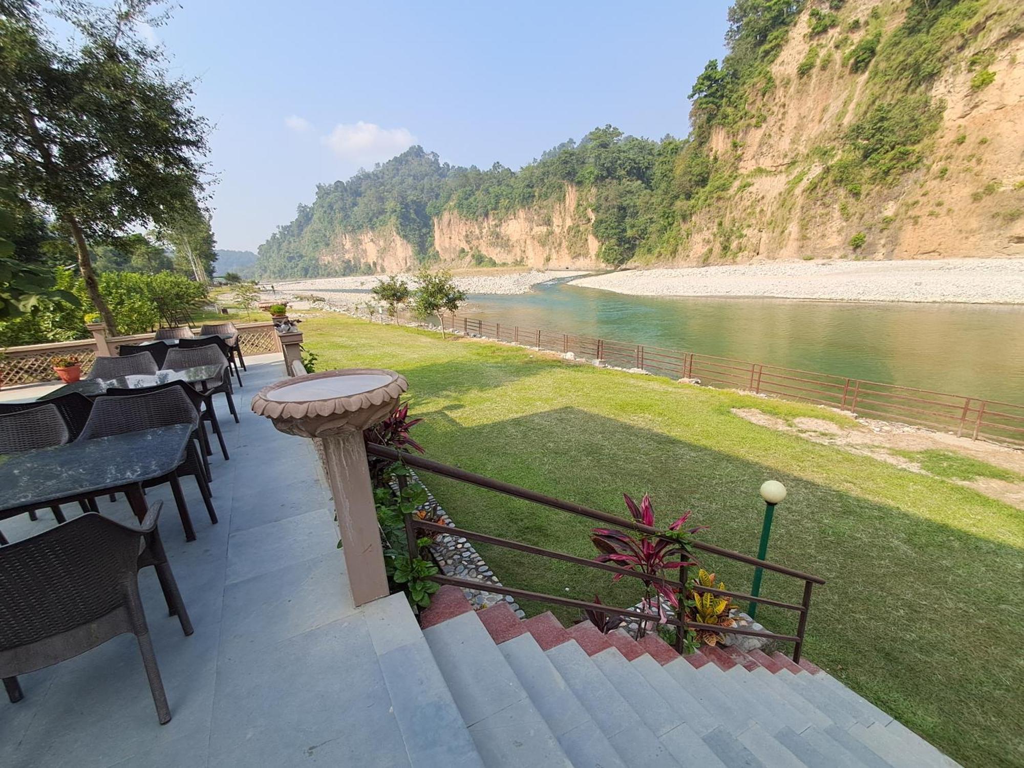 Bel-La Monde Hotel "Riverside" - Jim Corbett Garjia المظهر الخارجي الصورة