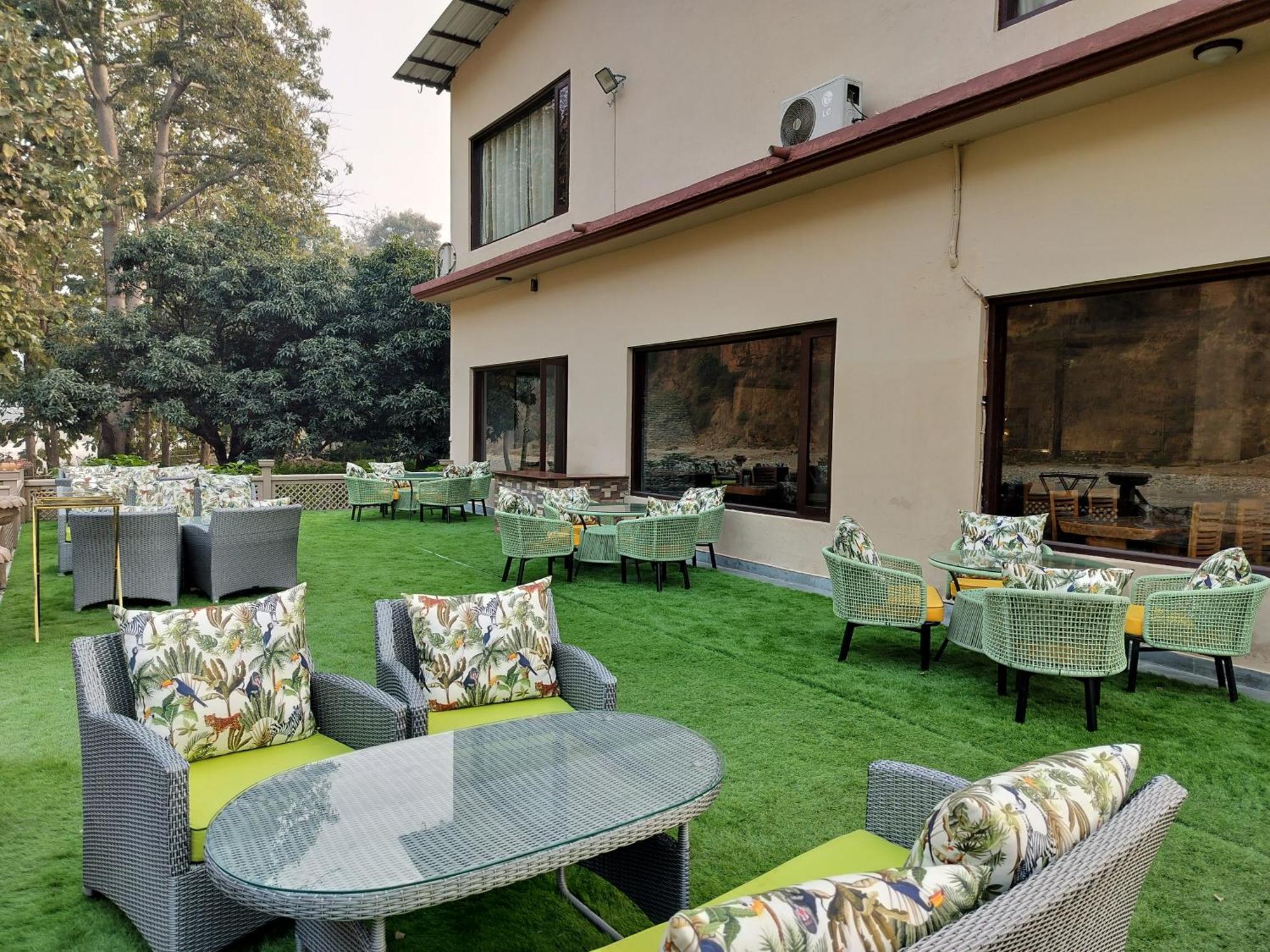 Bel-La Monde Hotel "Riverside" - Jim Corbett Garjia المظهر الخارجي الصورة