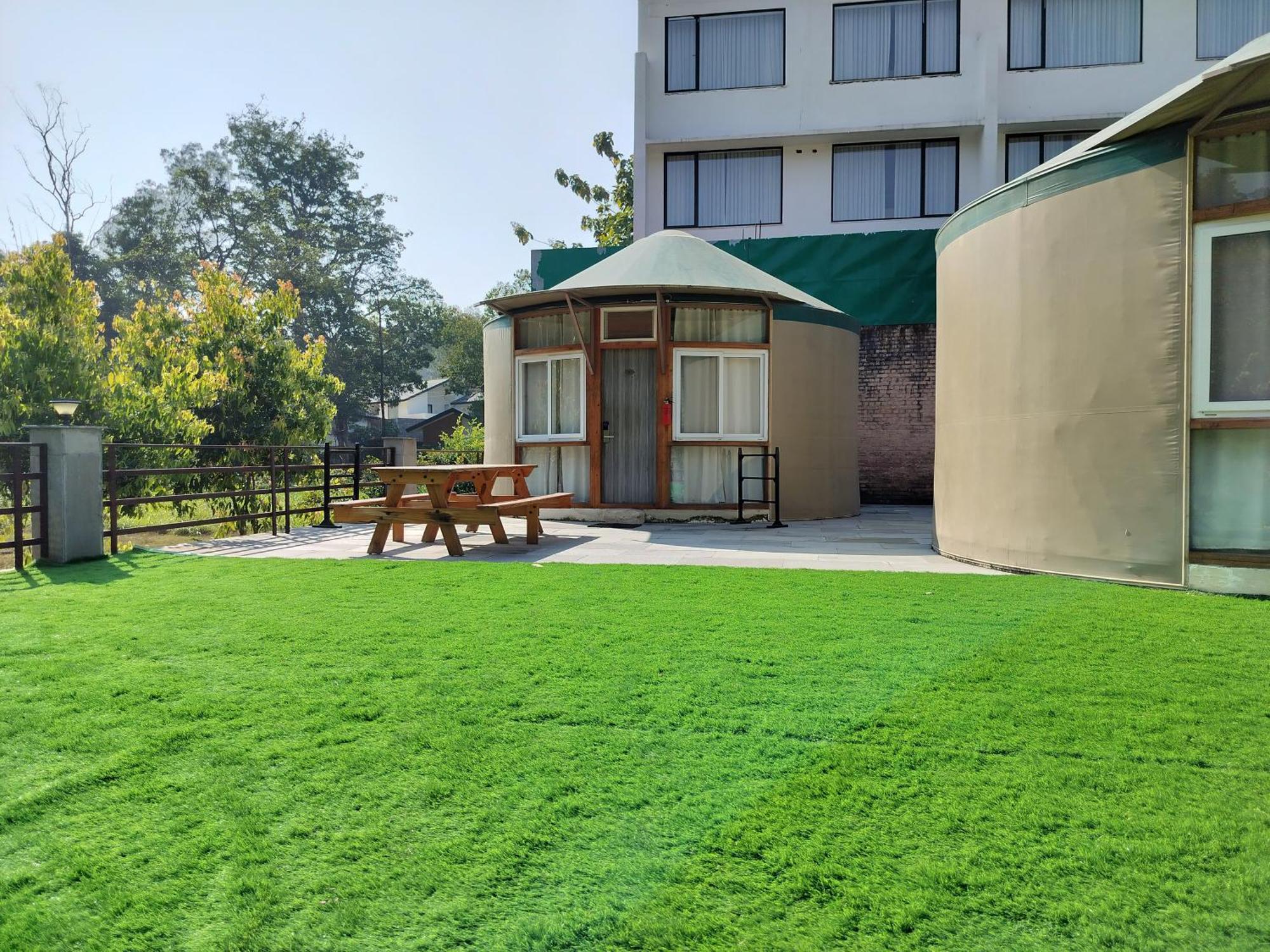 Bel-La Monde Hotel "Riverside" - Jim Corbett Garjia المظهر الخارجي الصورة
