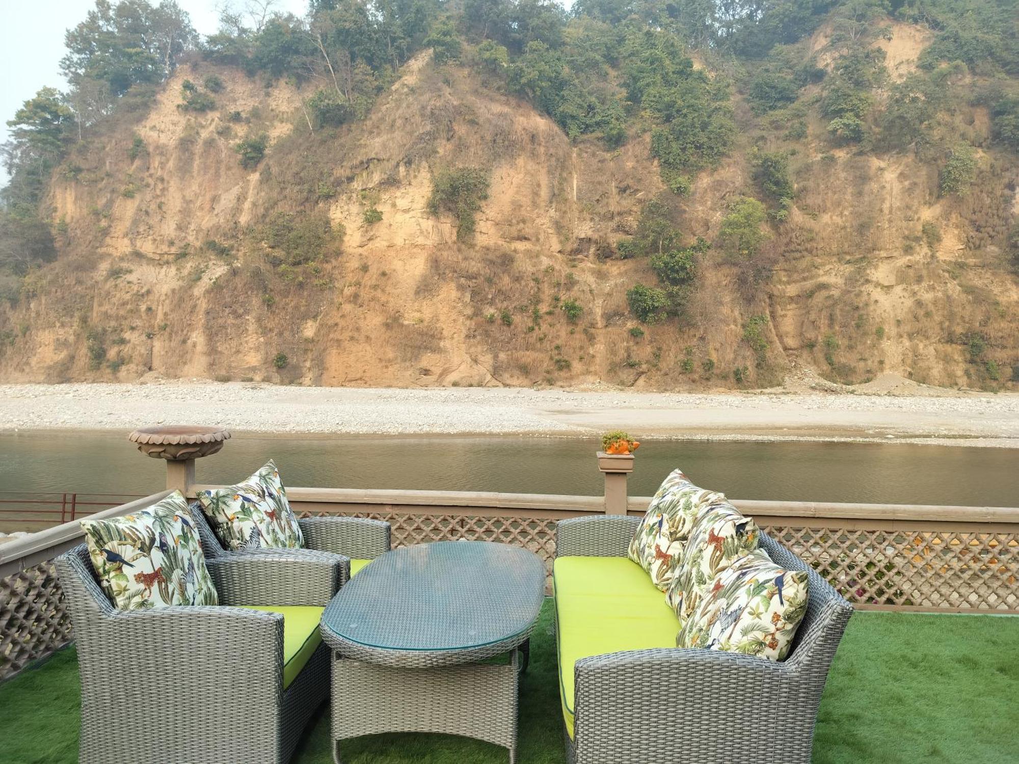 Bel-La Monde Hotel "Riverside" - Jim Corbett Garjia المظهر الخارجي الصورة